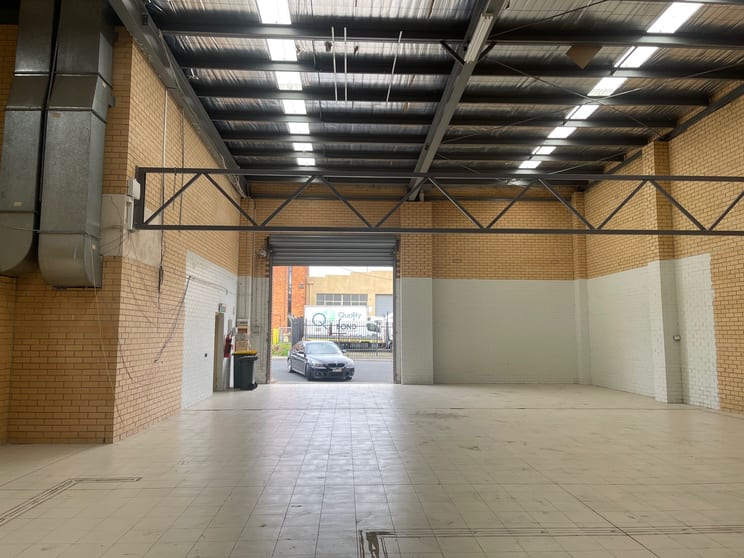 Click to view all images 2 Mary Street Blackburn VIC 3130 - Image 2