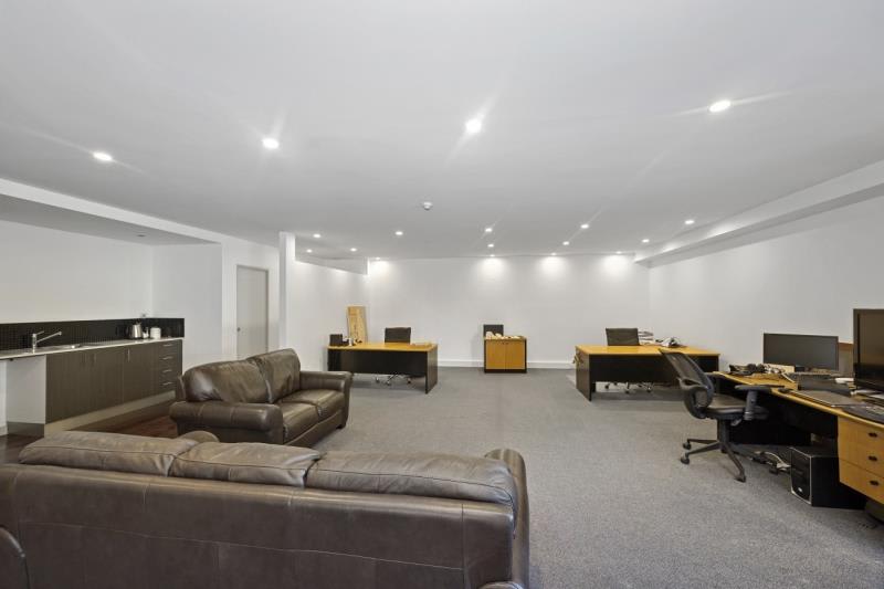 Click to view all images Suite/6/2 Kent Place South Melbourne VIC 3205 - Image 3