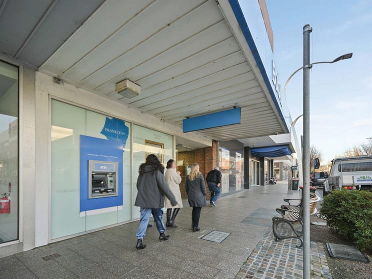 Click to view all images 66 Wells Street Frankston VIC 3199 - Image 2