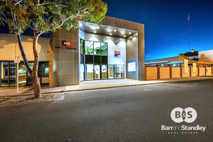 Click to view all images 1/19 Stirling Street Bunbury WA 6230 - Image 1