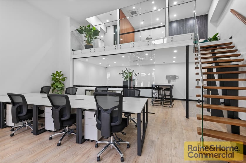 Click to view all images 223 Leichhardt Street Spring Hill QLD 4000 - Image 2