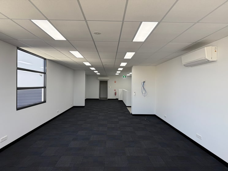 Click to view all images 38 Robbins Circiut Williamstown VIC 3016 - Image 3