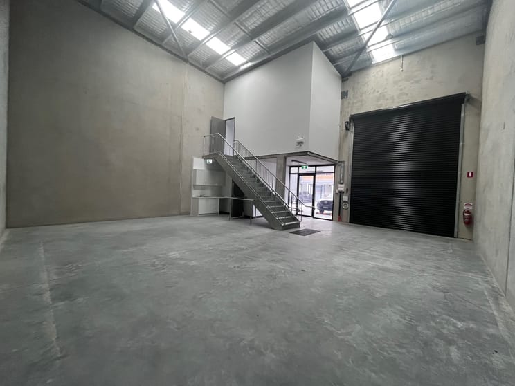Click to view all images 32/66 Turner Road Smeaton Grange NSW 2567 - Image 3