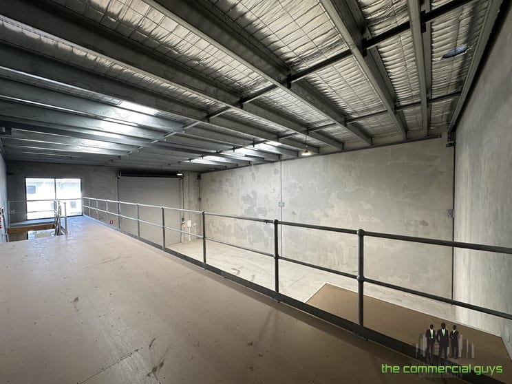 Click to view all images 4/27 Alta Rd Caboolture QLD 4510 - Image 3