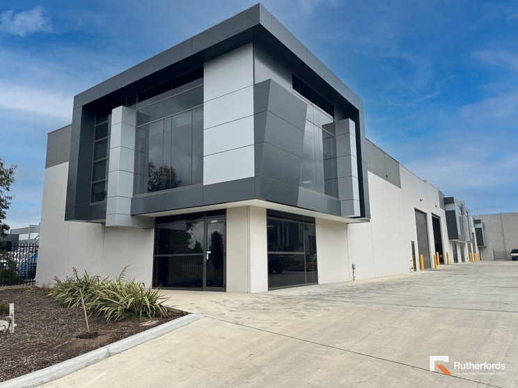 Click to view all images 168 Jersey Drive Epping VIC 3076 - Image 1