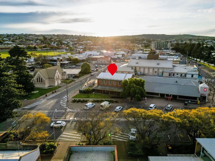 Click to view all images 69 Tasman Terrace Port Lincoln SA 5606 - Image 1