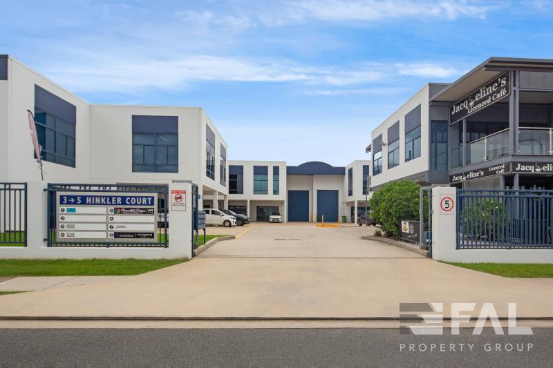 Click to view all images Unit 2A/3-5 Hinkler Court Brendale QLD 4500 - Image 2