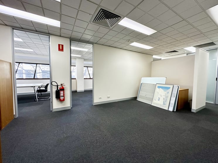 Click to view all images Level 2 17-21 University Avenue City ACT 2601 - Image 3