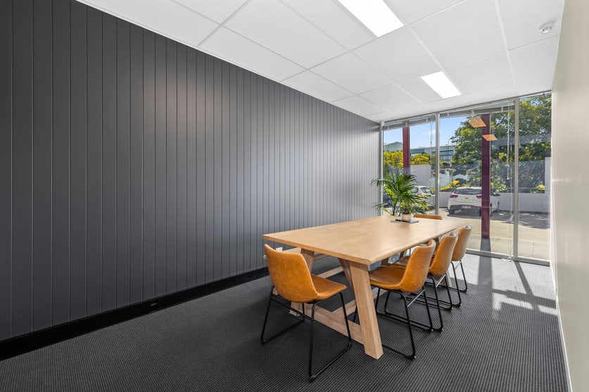 Click to view all images 4/8 Metroplex Avenue Murarrie QLD 4172 - Image 3
