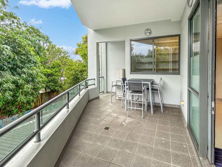 Click to view all images 20/13 Norval Court Maroochydore QLD 4558 - Image 3