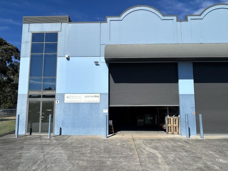Click to view all images Unit 1/5A Pioneer Avenue Tuggerah NSW 2259 - Image 3