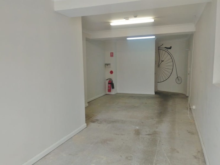 Click to view all images Shop 15/299 Stanmore Road Petersham NSW 2049 - Image 3