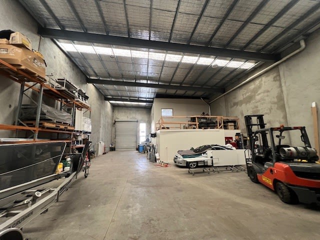 2/71 Strzelecki Avenue Sunshine West VIC 3020 - Image 2