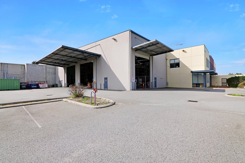Click to view all images 49 Mercantile Way Malaga WA 6090 - Image 2