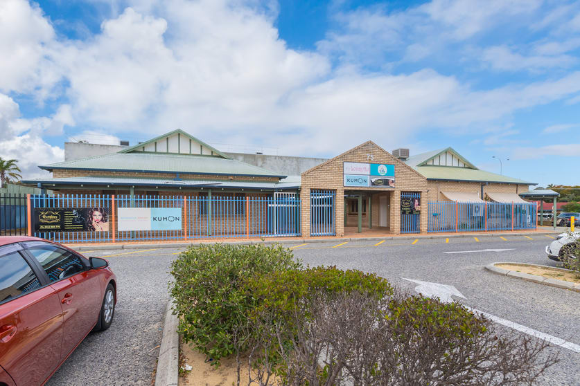 Click to view all images unit 5/75 Honeywell Boulevard Mirrabooka WA 6061 - Image 1