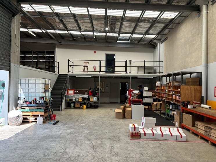 Click to view all images 1/17-19 Steel Street Capalaba QLD 4157 - Image 3