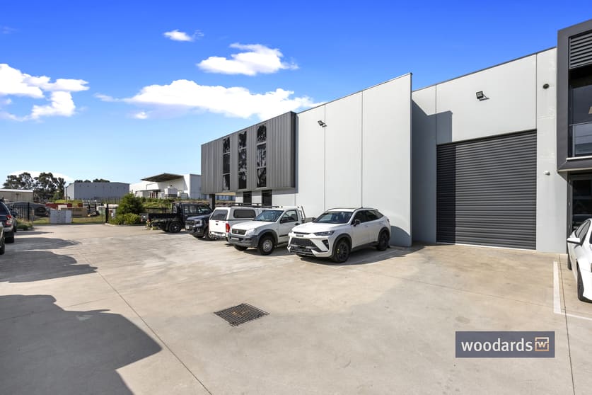 1 Sunshine Place Chirnside Park VIC 3116 - Image 3