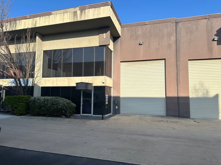 Click to view all images 4/60 Lillee Crescent Tullamarine VIC 3043 - Image 2