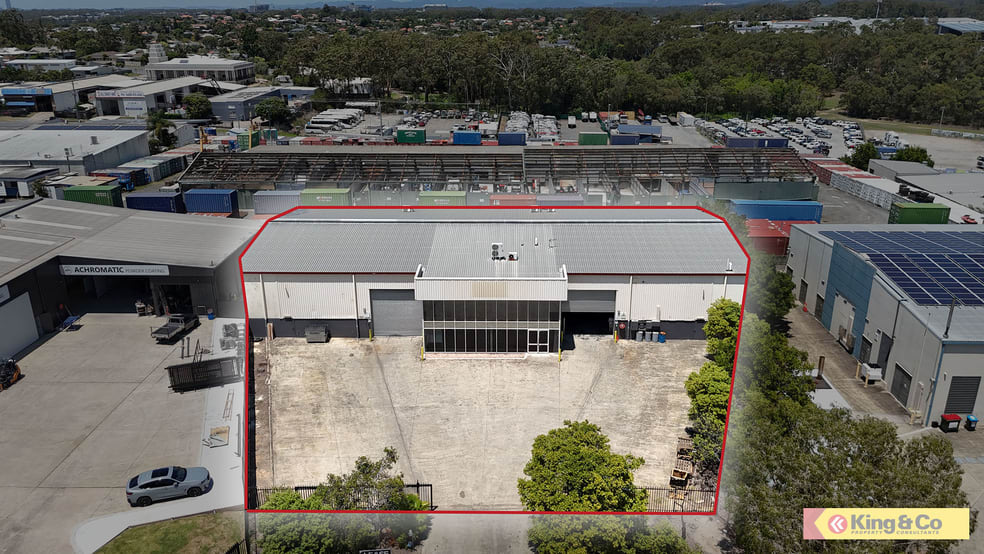 Click to view all images 17 Telford Place Arundel QLD 4214 - Image 1