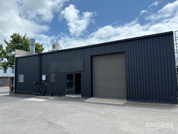 Click to view all images 8/210 Henley Beach Road Torrensville SA 5031 - Image 3