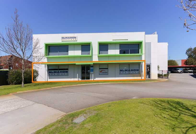 Click to view all images 11/524 Abernethy Road Kewdale WA 6105 - Image 2