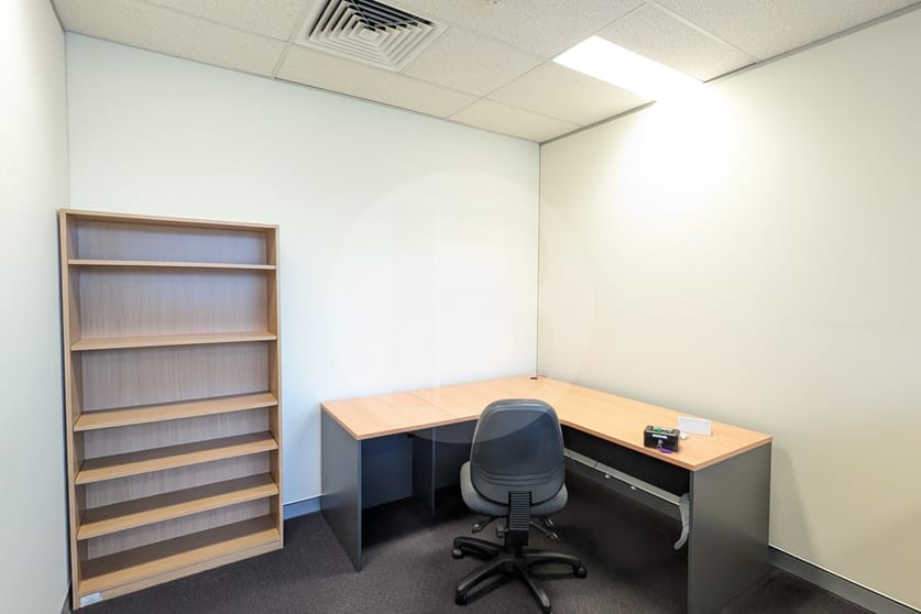 Office 5/10 BODEN ROAD Seven Hills NSW 2147 - Image 2