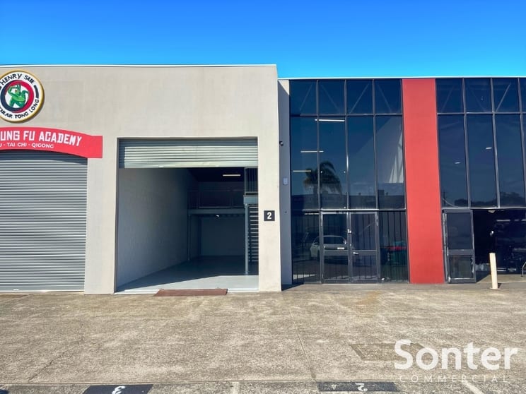 Click to view all images 2/12-20 Lawrence Drive Nerang QLD 4211 - Image 3