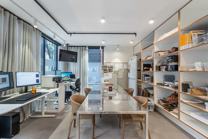 Click to view all images 4 Mansard Lane Collingwood VIC 3066 - Image 2