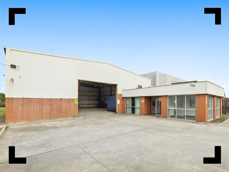 Click to view all images 10 Pinnacle Road Altona North VIC 3025 - Image 1