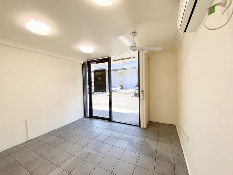 9/72-78 Crocodile Crescent Mount St John QLD 4818 - Image 2