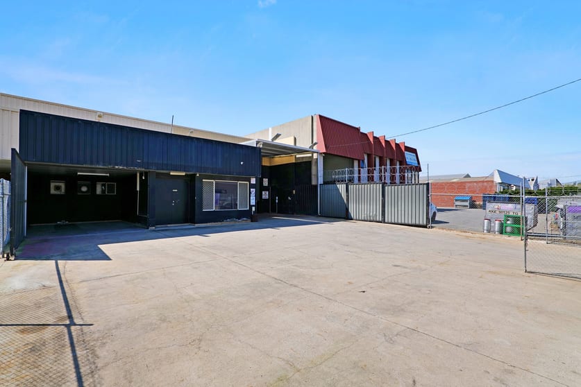 Unit 2/12 Adrian Street Welshpool WA 6106 - Image 3