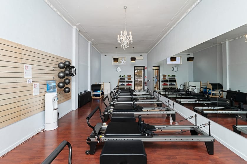 Click to view all images 2/319 Wagga Road Lavington NSW 2641 - Image 3