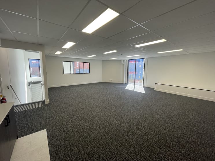 Click to view all images 20/25 Alex Fisher Drive Burleigh Heads QLD 4220 - Image 3
