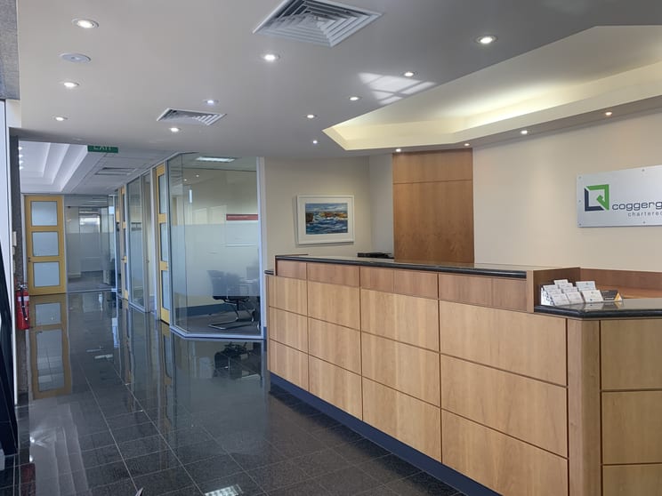 Click to view all images 44 Gray Street Hamilton VIC 3300 - Image 1