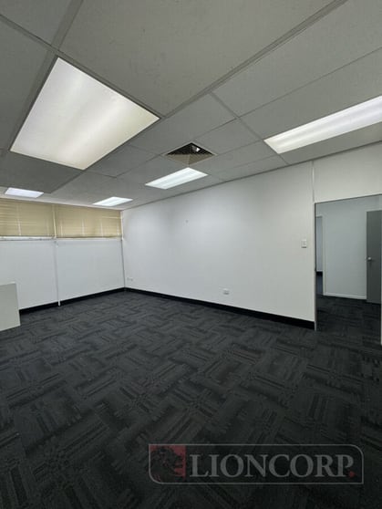 Click to view all images Carina QLD 4152 - Image 2