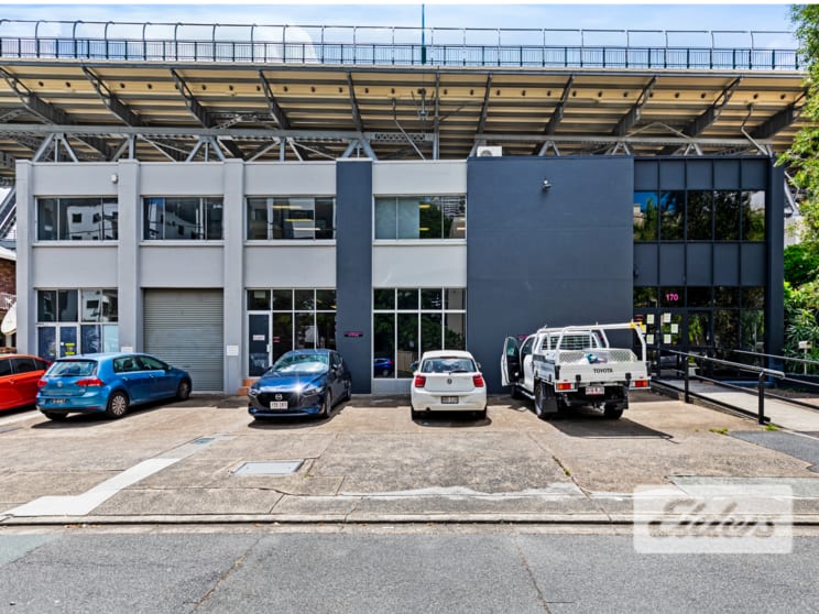 Click to view all images 170 Main Street Kangaroo Point QLD 4169 - Image 2