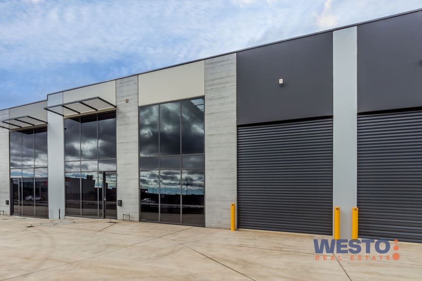 Click to view all images 19/150 Palmers Road Truganina VIC 3029 - Image 1