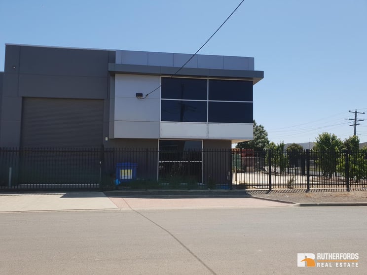 115 Munro Avenue Sunshine North VIC 3020 - Image 3