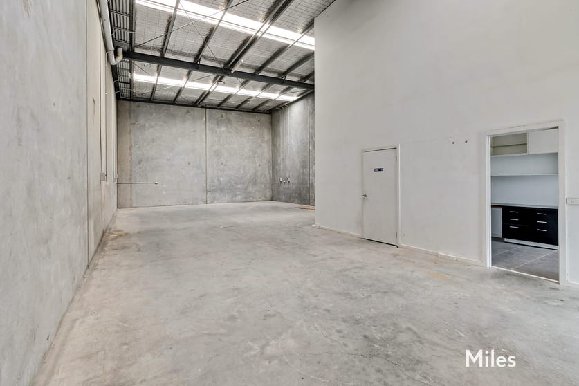 Click to view all images 9/146 Northbourne Road Campbellfield VIC 3061 - Image 3