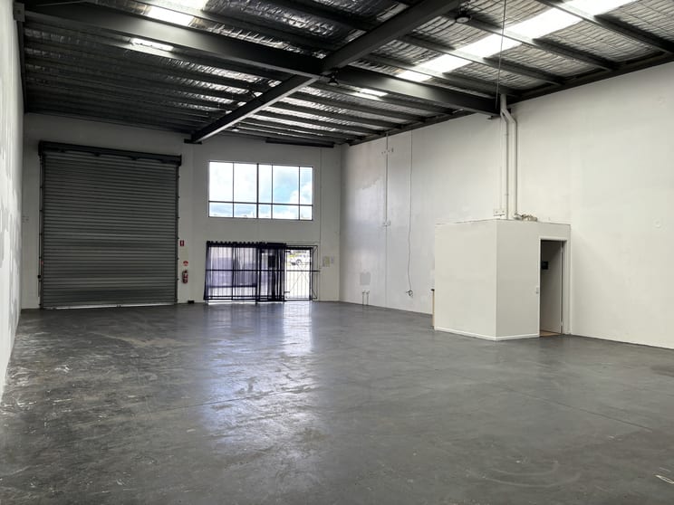Click to view all images 2/52 Export Drive Molendinar QLD 4214 - Image 3