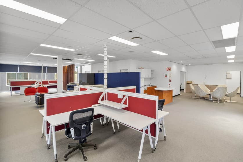 5/50 Borthwick Avenue Murarrie QLD 4172 - Image 2