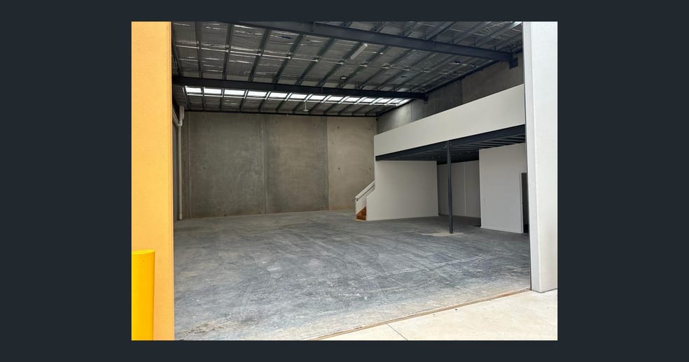 3/18 Collins Road Melton VIC 3337 - Image 3