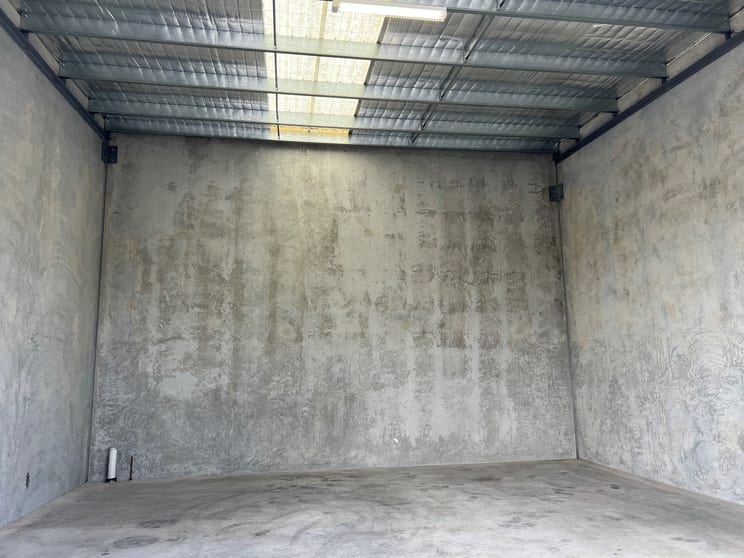 Click to view all images C15/21-29 Middle Road Hillcrest QLD 4118 - Image 2