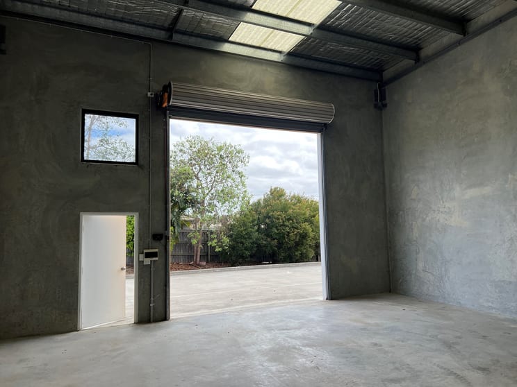 Click to view all images C15/21-29 Middle Road Hillcrest QLD 4118 - Image 3