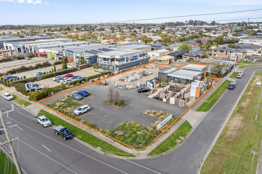 Click to view all images 200-204 Torquay Road Grovedale VIC 3216 - Image 1