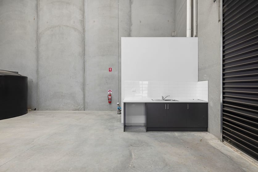 Click to view all images 6/17 Concept Drive Delacombe VIC 3356 - Image 3