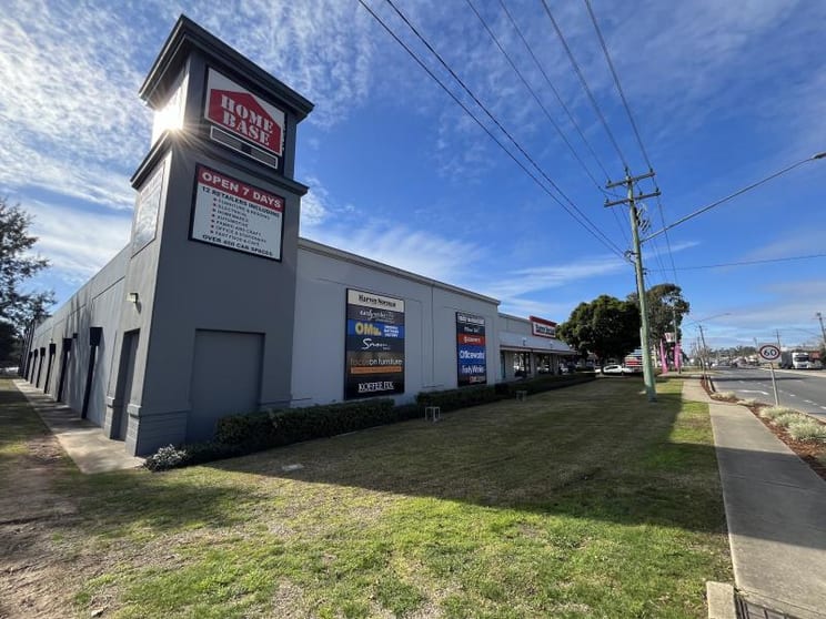 Click to view all images Shop T6.2B/7-23 Hammond Avenue Wagga Wagga NSW 2650 - Image 2