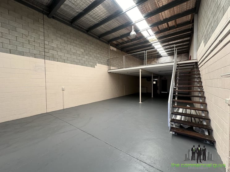 2/60 Beach St Kippa-ring QLD 4021 - Image 2