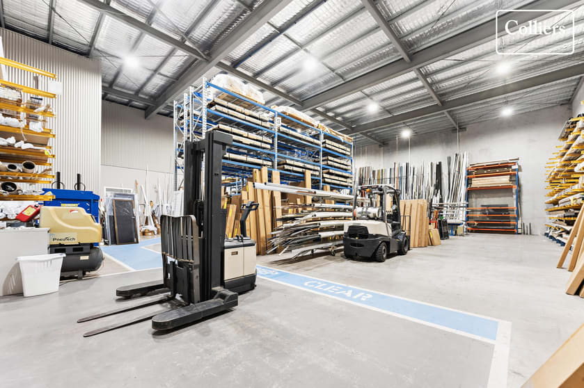 Click to view all images 10B Commerce Drive Lake Illawarra NSW 2528 - Image 3