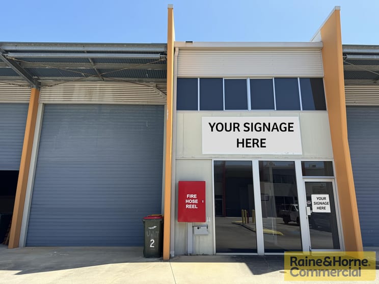 Click to view all images 4/349-351 MacDonnell Road Clontarf QLD 4019 - Image 1